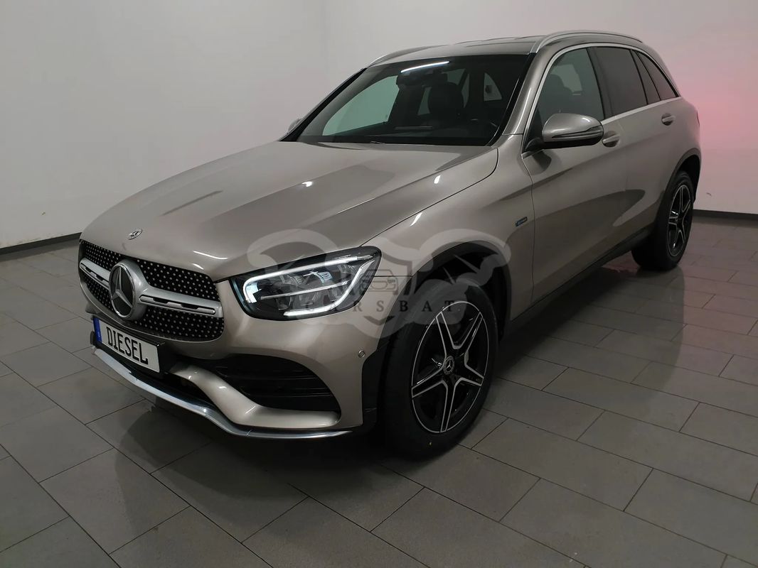 Mercedes-Benz GLC I 300 de 4Matic 9G-TRONIC AMG Line Plus 2021