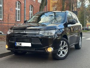 Mitsubishi Outlander III 2.0 4WD Plus 2014