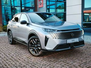 Peugeot 3008 III 1.2 PureTech mHEV Allure e-DCS6 2025