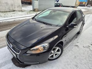 Volvo V40 II D2 2014