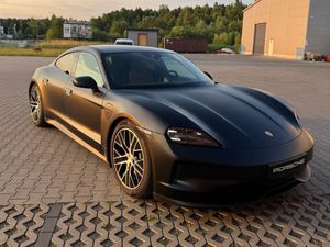 Porsche Taycan 105kWh Performance Plus 2024