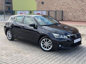 Lexus CT 200h Prestige 2012