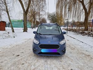 Ford Tourneo Courier 2020