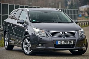 Toyota Avensis III 2.2 D-CAT Executive 2009