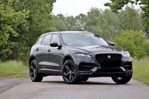 Jaguar F-Pace 2016