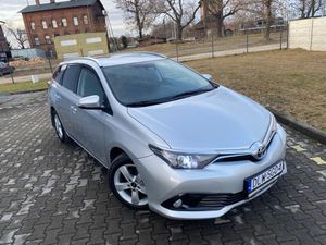 Toyota Auris II 1.6 D-4D Executive 2015