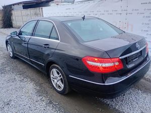 Mercedes-Benz E W212/W207 250 CDI DPF BlueEFFICIENCY Automatik 2010