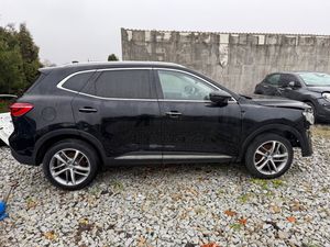 MG EHS Luxury 2021