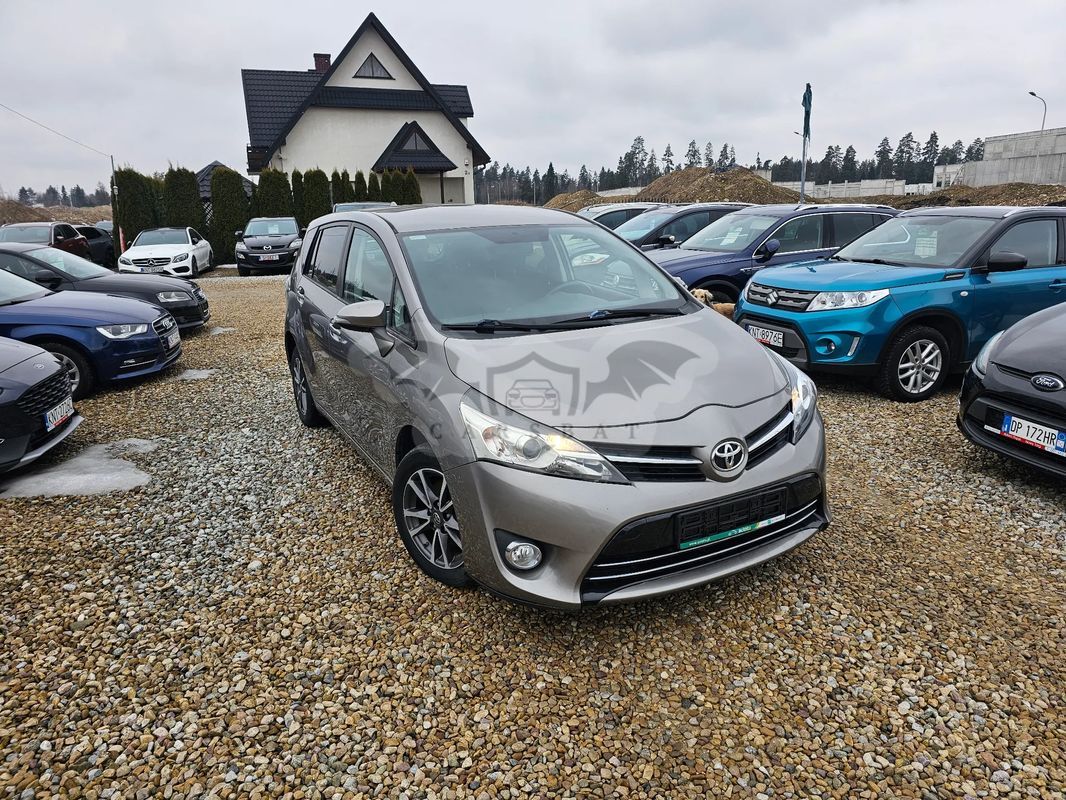 Toyota Verso 1.6 D-4D Prestige 7os EU6 2014