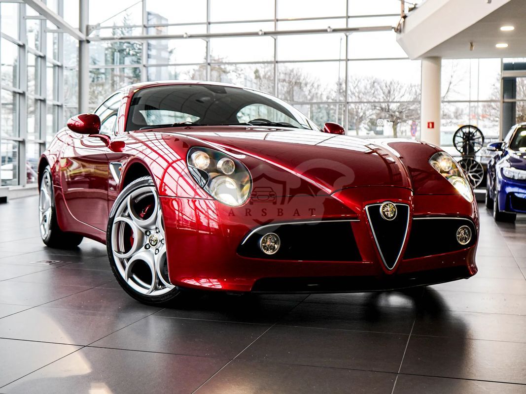 Alfa romeo  8c competizione / 4,7 v8 / 970km / japonia / 1 of 500 / 2009