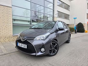 Toyota Yaris III 1.33 Selection Platinum 2014