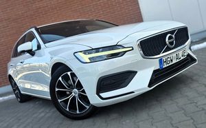 Volvo V60 II B3 B Geartronic Momentum Pro 2021