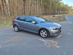 Volvo V40 II T2 Inscription 2017
