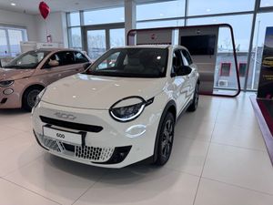 Fiat 600 1.2 Turbo Icon eDCT 2025