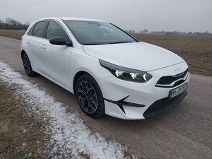 Kia Ceed III 1.0 T-GDI 100 OPF Edition 7 2025