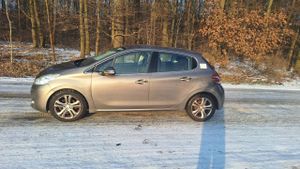 Peugeot 208 I 2014