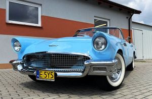 Ford Thunderbird 1957