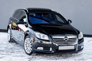 Opel Insignia A 2.0 BiTurbo CDTI 4x4 Sport 2012
