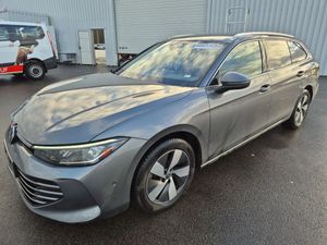 Volkswagen Passat B9 2.0 TDI SCR DSG Elegance 2025