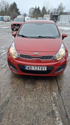 Kia Rio III 1.2 Attract 2013
