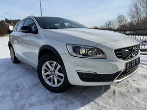 Volvo V60 D3 Geartronic Summum 2017