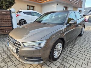 Audi A3 8V 1.4 TFSI S tronic Attraction 2013