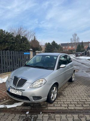 Lancia Ypsilon 1.4 8V Argento (4 os.) 2008