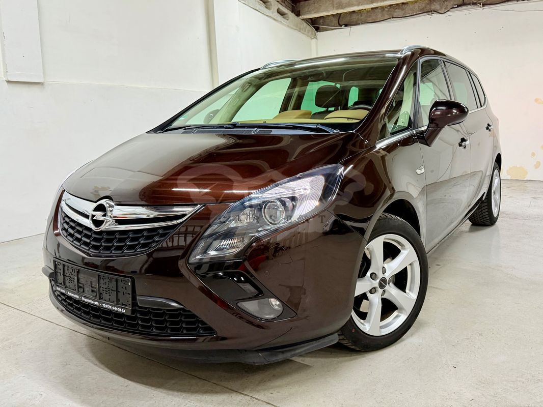 Opel Zafira C 2013