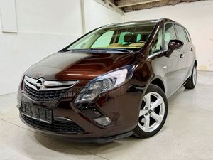 Opel Zafira C 2013