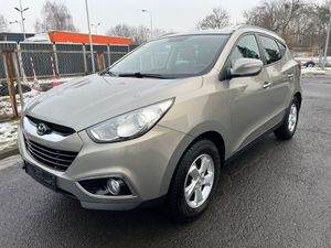 Hyundai ix35 2.0 CRDi Premium 2WD 2011