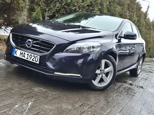 Volvo V40 II D2 Momentum 2015
