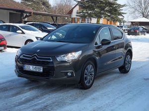 Citroën DS4 e-HDi 110 SoChic 2011