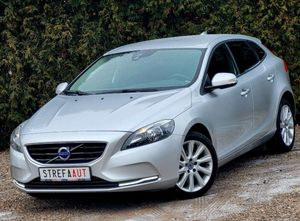 Volvo V40 II 2015