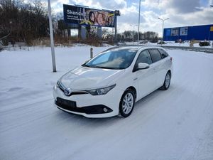 Toyota Auris II 2015