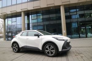 Toyota C-HR 1.8 Hybrid GPF Comfort 2024