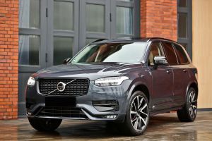 Volvo XC90 II B5 D AWD Plus Dark 2023