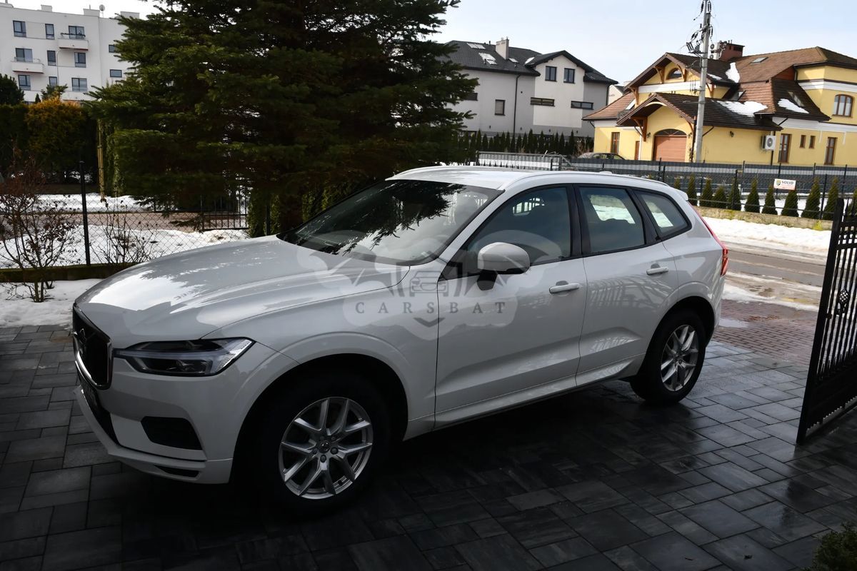 Volvo XC60 II T4 Momentum 2019