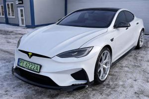 Tesla Model S 2023