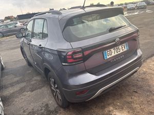 Volkswagen T-Cross 1.0 TSI Life DSG 2021