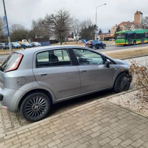 Fiat Punto 1.4 8V Estiva Blue&Me 2011