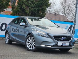 Volvo V40 II D2 Momentum 2015