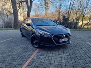 Hyundai i40 Kombi blue 1.7 CRDi Premium 2015
