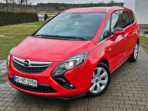Opel Zafira C 2015