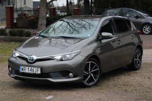 Toyota Auris I 1.8 HSD Luna 2017