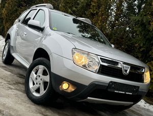 Dacia Duster I 1.6 16V 4x2 Prestige 2011