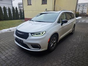 Chrysler Pacifica 2024