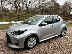 Toyota Yaris IV 1.5 Comfort 2022