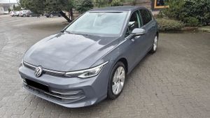 Volkswagen Golf VIII 2024