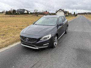 Volvo V60 D4 AWD Geartronic Summum 2015