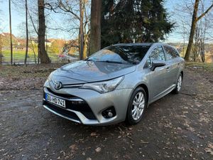 Toyota Avensis III Touring Sports 1.8 Edition S+ 2018